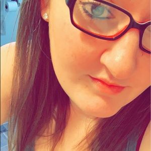 Meet your Posher, Sondra